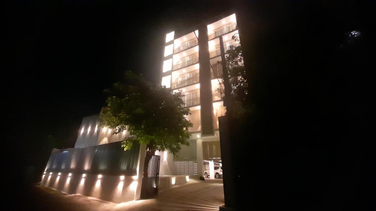 NawalaApna Colombo公寓式酒店 外观 照片